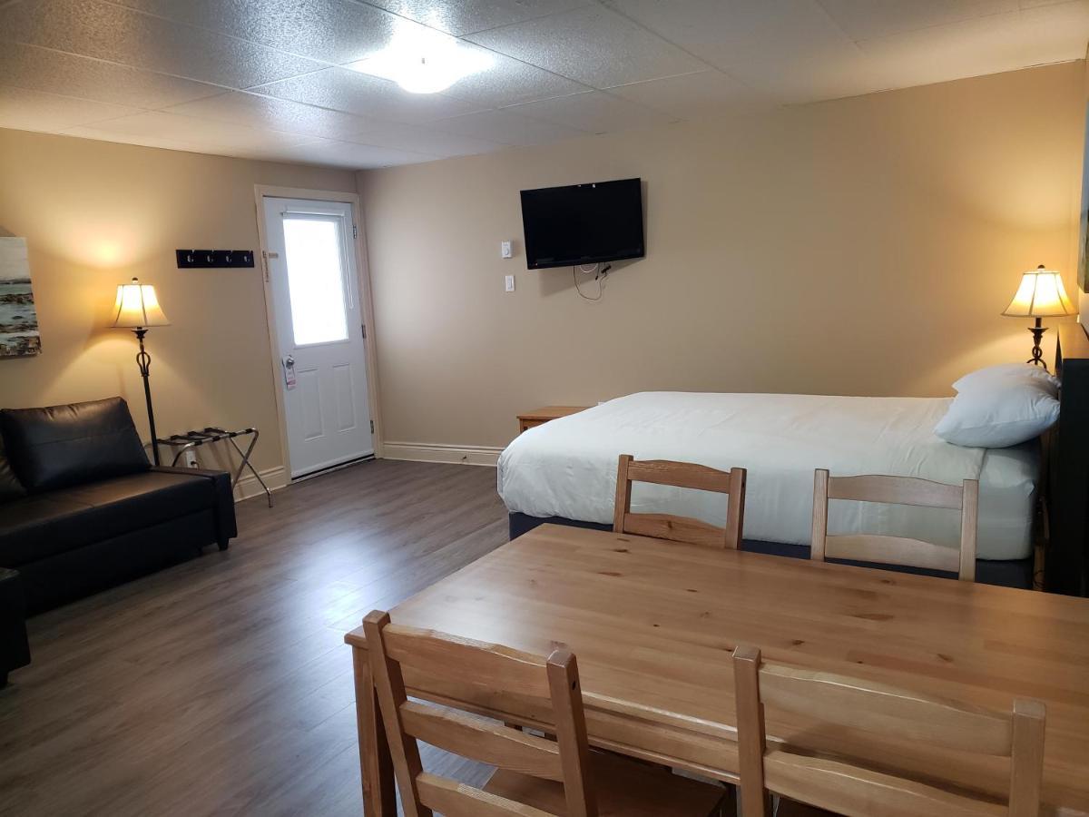 Parlee Beach Motel Shediac Exterior photo